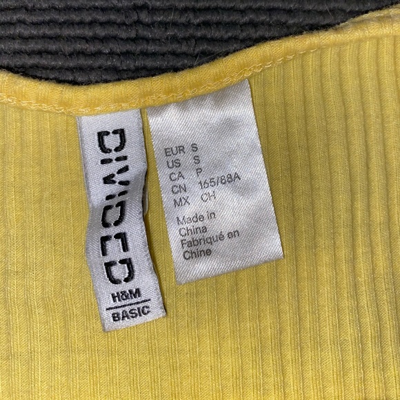 Cropped Tank Top - Picture 4 of 4